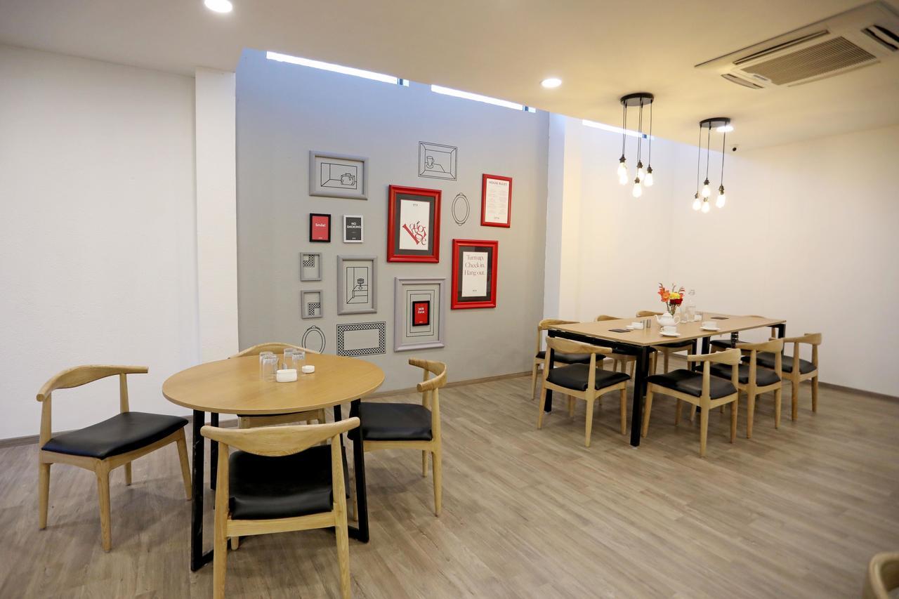 Oyo Townhouse 027 Sector 15 Gurgaon Hotel Luaran gambar