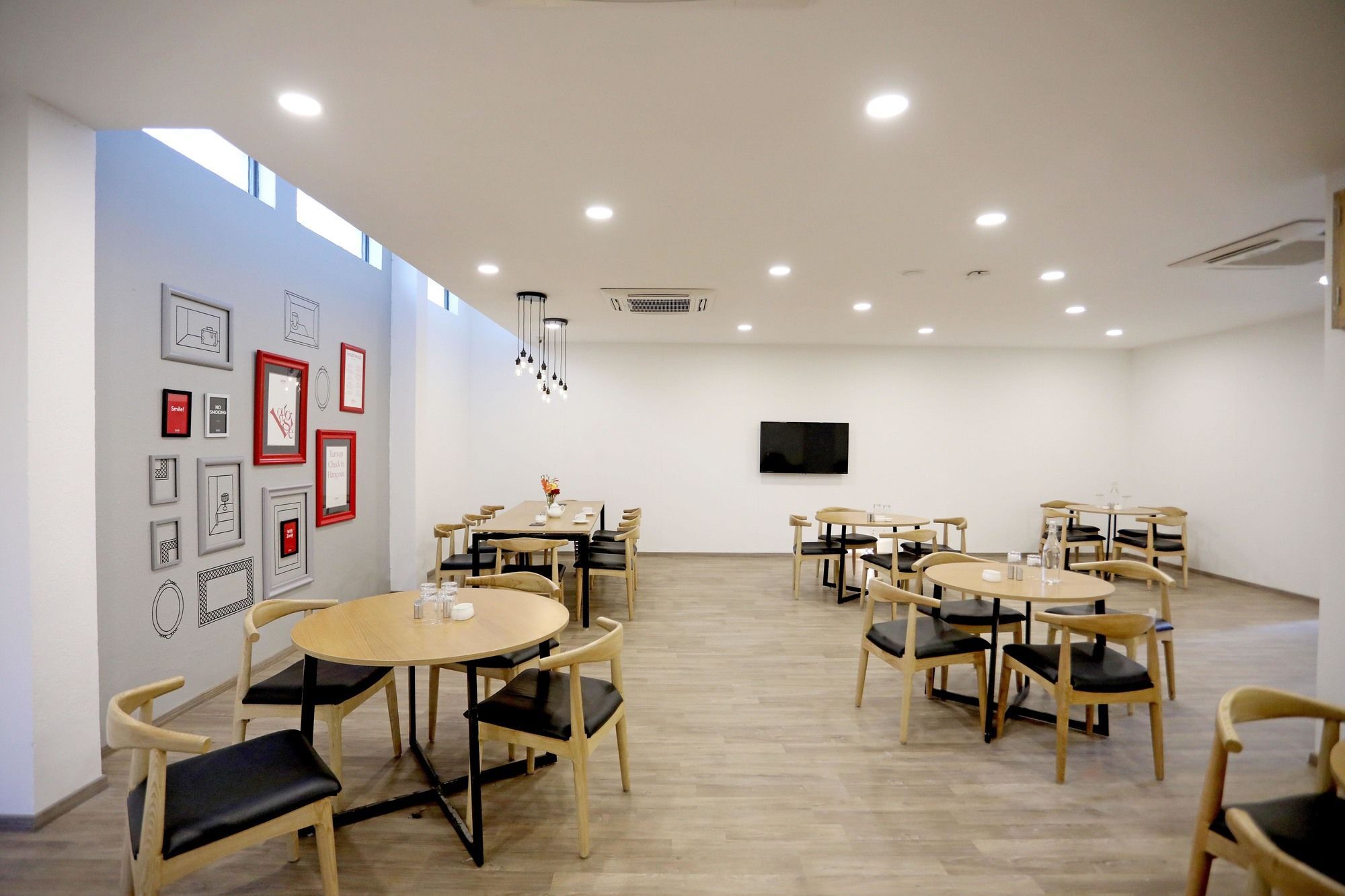 Oyo Townhouse 027 Sector 15 Gurgaon Hotel Luaran gambar